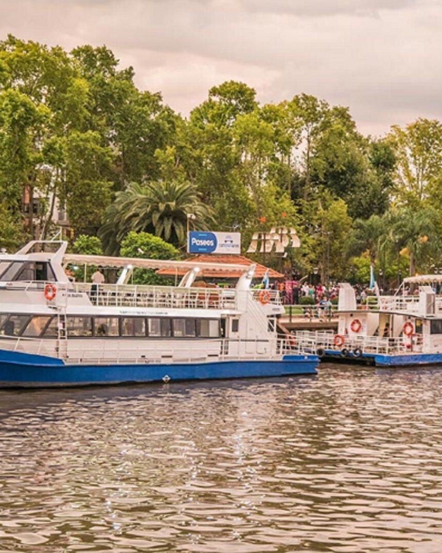 Catamaran - 8 (Horizontal)