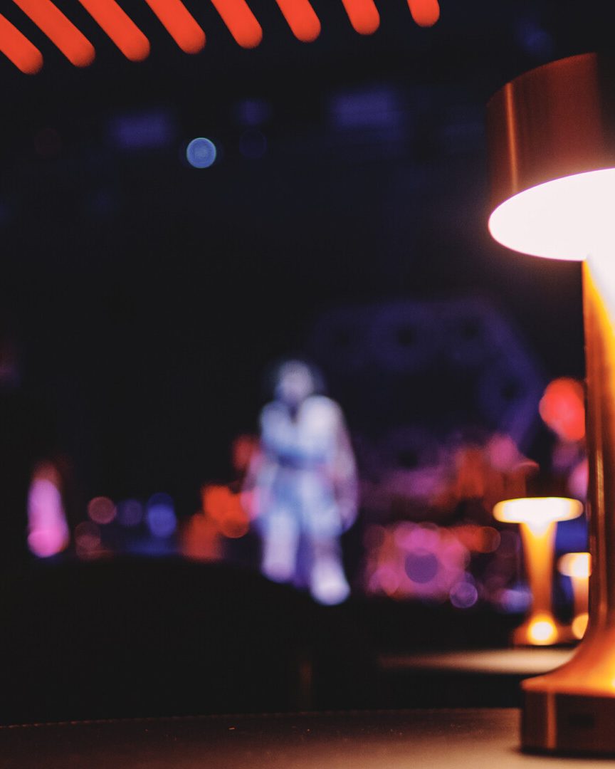 The lift - 11 (Horizontal)