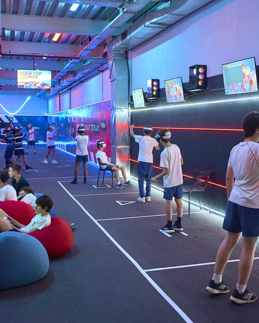 Vr Arena - 4 (Horizontal)