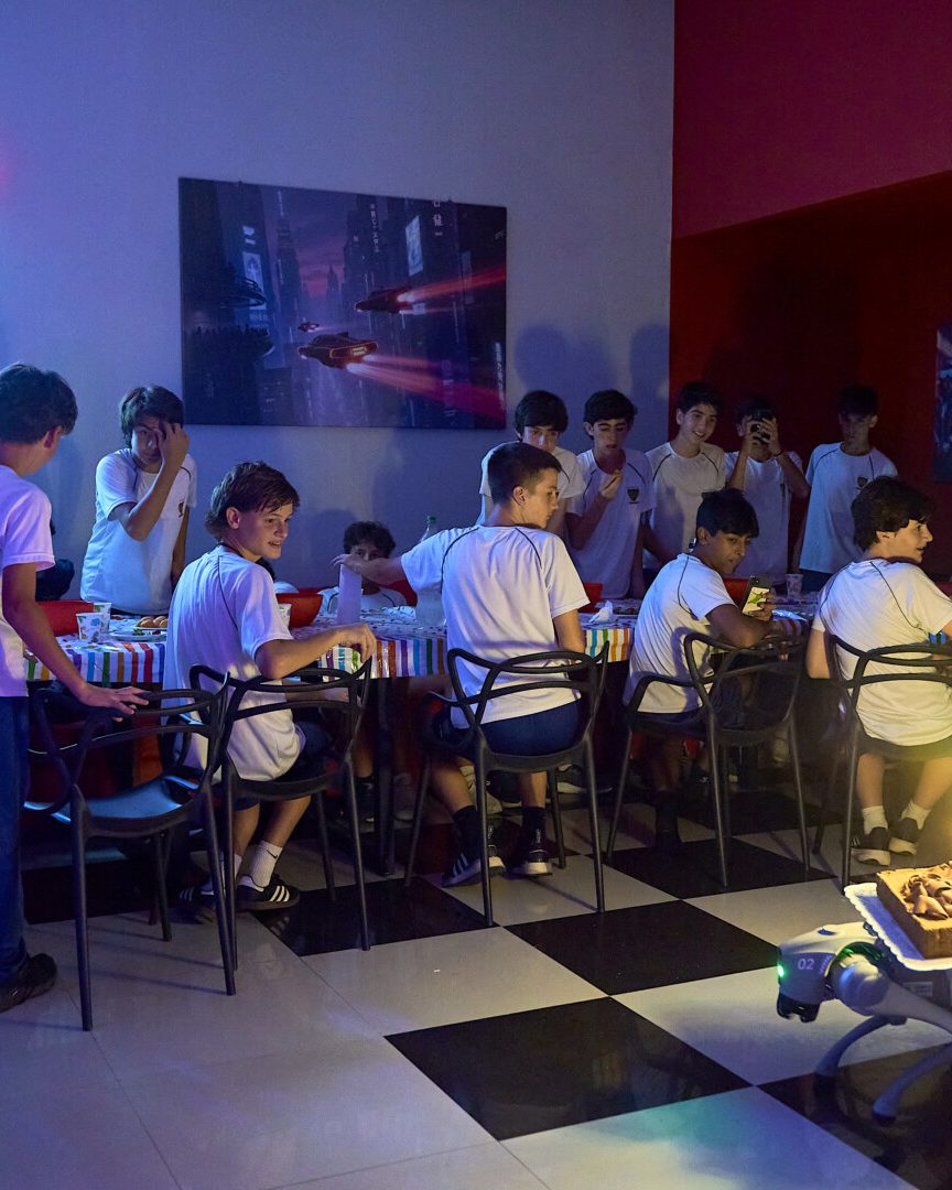 Vr Arena - 8 (Horizontal)